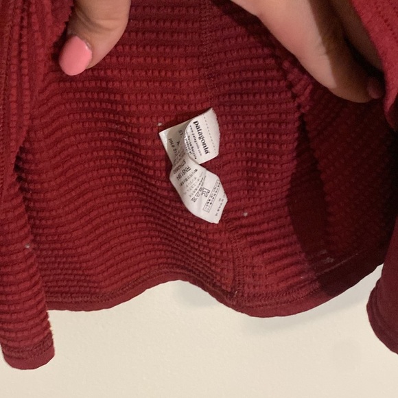 Patagonia Women's Capilene® Thermal Weight Crewneck Dark Red Sz XL - Picture 6 of 9